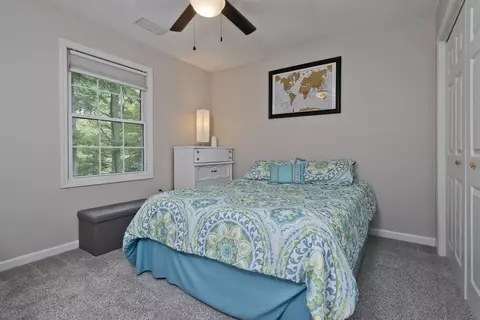 399 Kent Rd, Springfield, MA 01129 photo 24