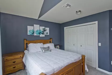 399 Kent Rd, Springfield, MA 01129 photo 20