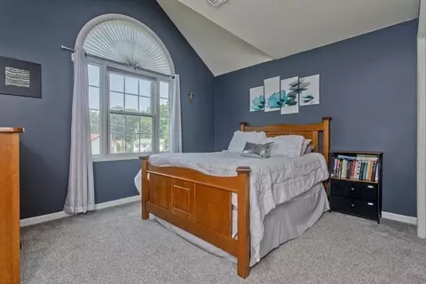 399 Kent Rd, Springfield, MA 01129 photo 18
