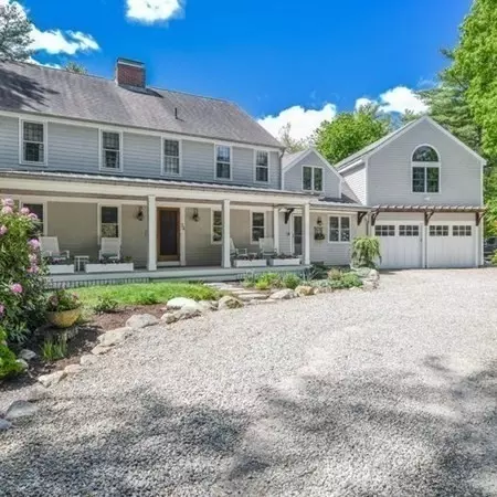 34 Register Rd, Marion, MA 02738