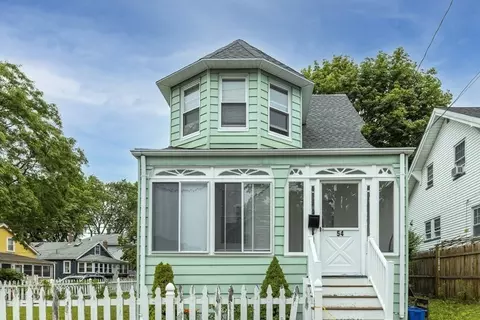 54 Marshall St, Quincy, MA 02171