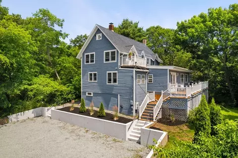 22 Witham St, Gloucester, MA 01930