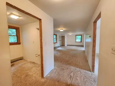 9 Pierce St, Reading, MA 01867 photo 18