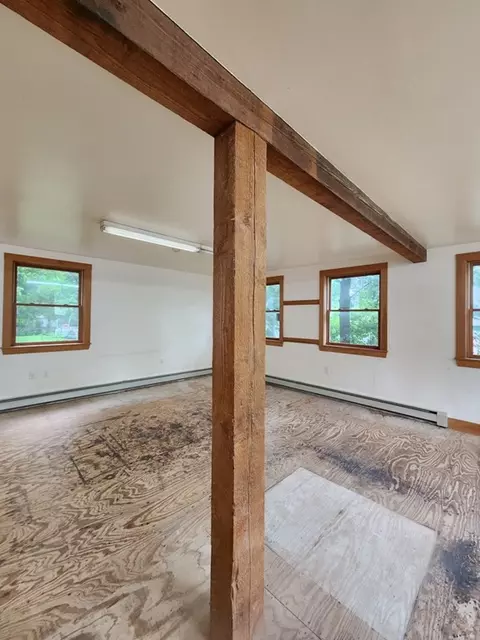 9 Pierce St, Reading, MA 01867 photo 13