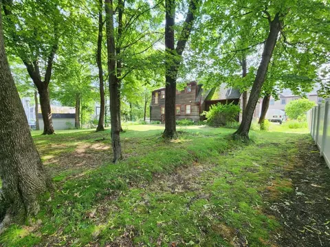 9 Pierce St, Reading, MA 01867 photo 5