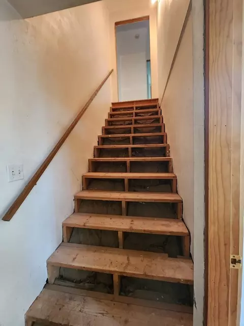 9 Pierce St, Reading, MA 01867 photo 16