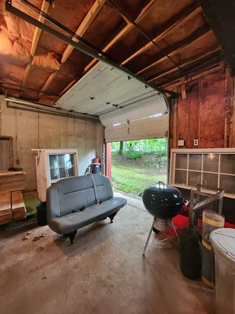 9 Pierce St, Reading, MA 01867 photo 27