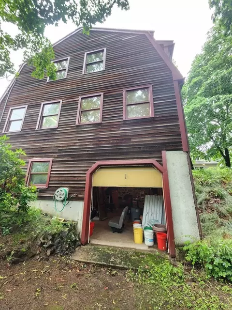 9 Pierce St, Reading, MA 01867 photo 7