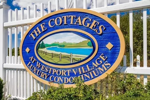 2 Village Way #2, Westport, MA 02790