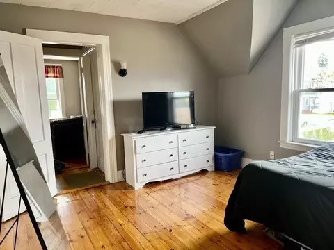 29 Abbott St, Worcester, MA 01602 photo 25