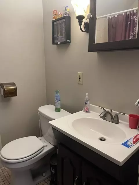 29 Abbott St, Worcester, MA 01602 photo 33