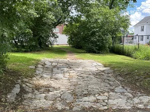 29 Abbott St, Worcester, MA 01602 photo 37