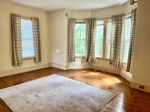 29 Abbott St, Worcester, MA 01602 photo 10