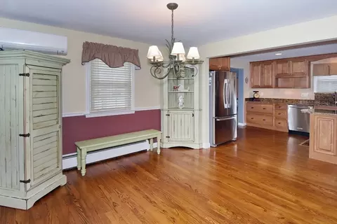 11 Cricket Dr, Sturbridge, MA 01566 photo 8