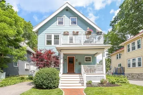 105 Clement Ave #2, Boston, MA 02132