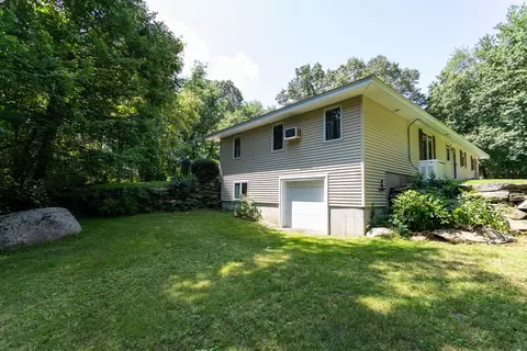 94 Dudley Rd, Sutton, MA 01590 photo 9