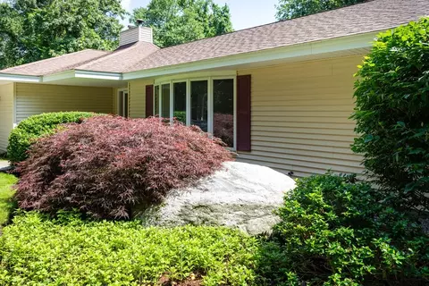 94 Dudley Rd, Sutton, MA 01590 photo 4