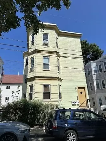 64 Moreland St, Somerville, MA 02145