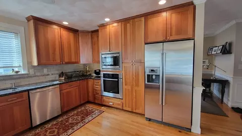 16 Andrea Cr, Needham, MA 02494 photo 4