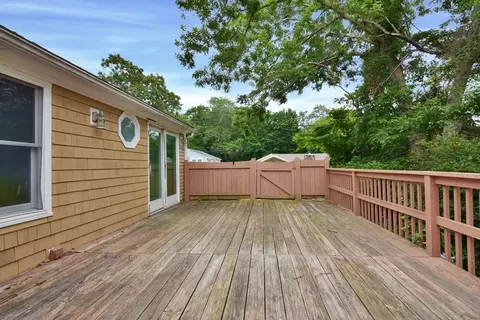 7 Metacom Rd, Mashpee, MA 02649 photo 7