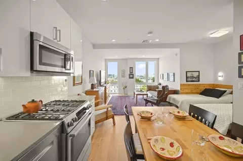 420 W Broadway #502, Boston, MA 02127