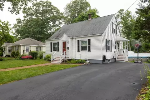 30 Arbutus Ave, Braintree, MA 02184
