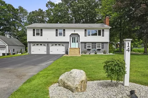 14 Jaybee Ave, Dudley, MA 01571