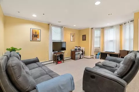 458 Pleasant St, Malden, MA 02148