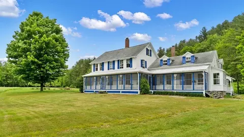 601 E River Rd, Worthington, MA 01098