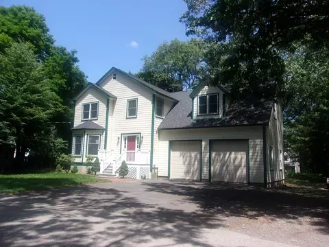 11 Malcomb Rd, Weymouth, MA 02188