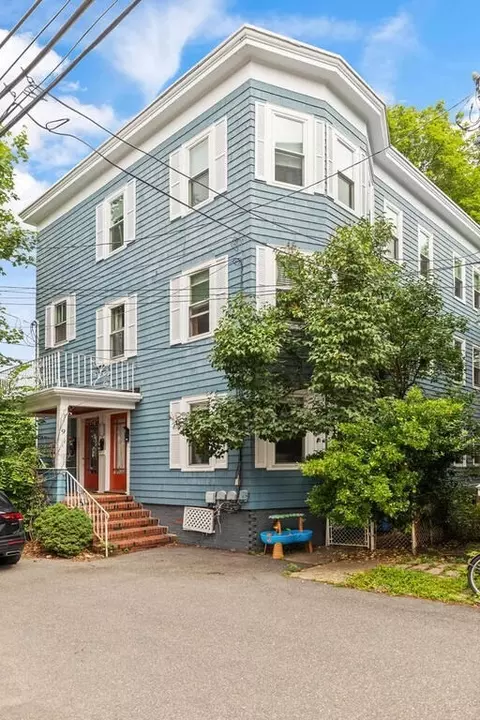 9 Gilson Ter #3, Somerville, MA 02143
