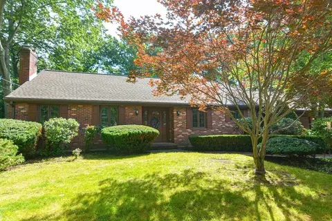 53 Newell Dr, North Attleboro, MA 02760