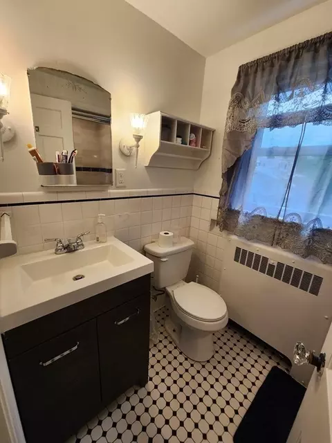 203 Burncoat St, Worcester, MA 01606 photo 19