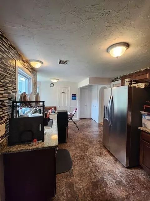 203 Burncoat St, Worcester, MA 01606 photo 31