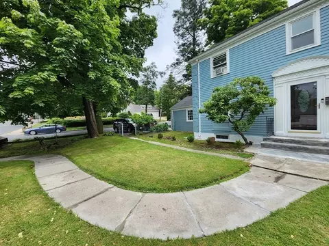 203 Burncoat St, Worcester, MA 01606 photo 2