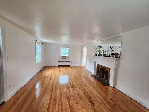 203 Burncoat St, Worcester, MA 01606 photo 7