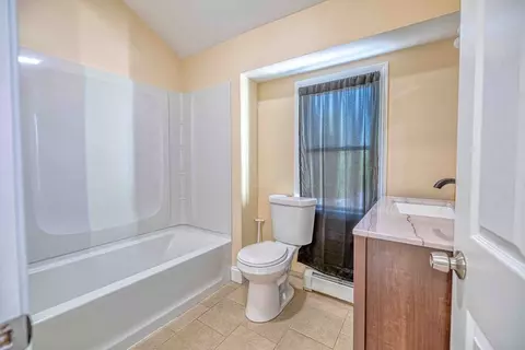 170 Rockland St, Fall River, MA 02724 photo 21