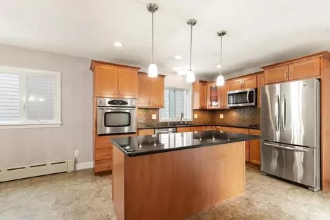 19 Carter St, Everett, MA 02149 photo 3