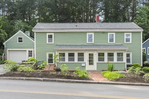29 Stevens St, Andover, MA 01810