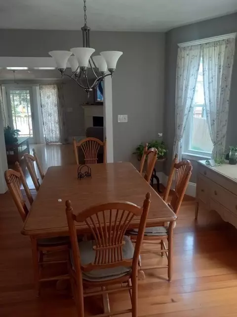 15 Laurel St, Saugus, MA 01906 photo 10