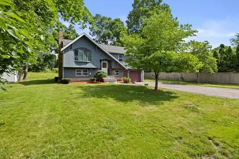17 Lalli Ter, Brockton, MA 02301