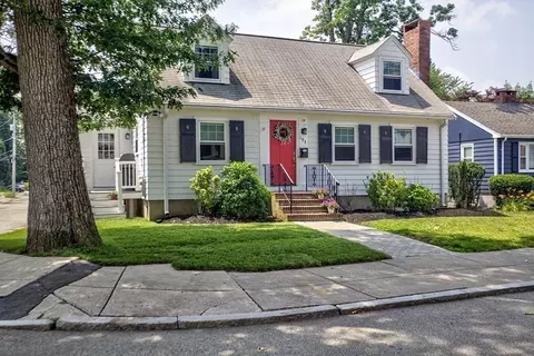 193 Saint Theresa Ave, Boston, MA 02132