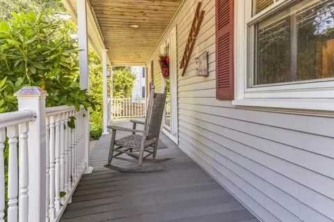49 Juniper St, Lowell, MA 01852 photo 2