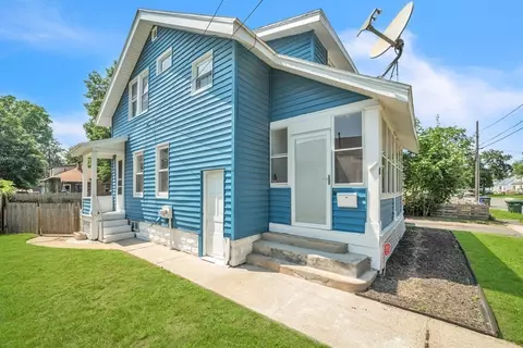 48 Schley St, Springfield, MA 01109 photo 5