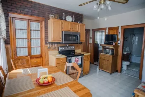 3 Aetna St, Worcester, MA 01604 photo 8