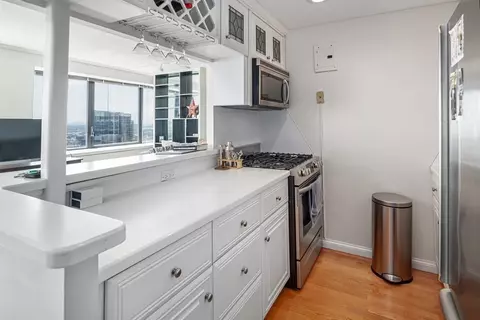 85 E India Row #40E, Boston, MA 02110