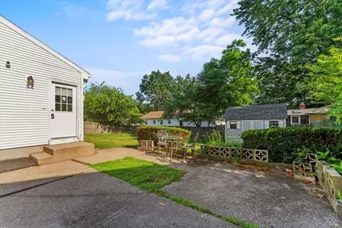 90 Fallston St, Springfield, MA 01119 photo 32