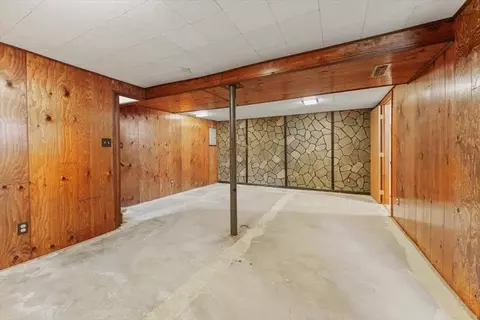 90 Fallston St, Springfield, MA 01119 photo 25