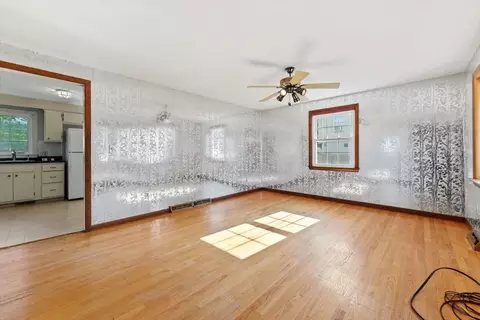 90 Fallston St, Springfield, MA 01119 photo 13