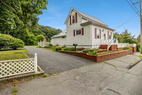631 Whittenton St, Taunton, MA 02780